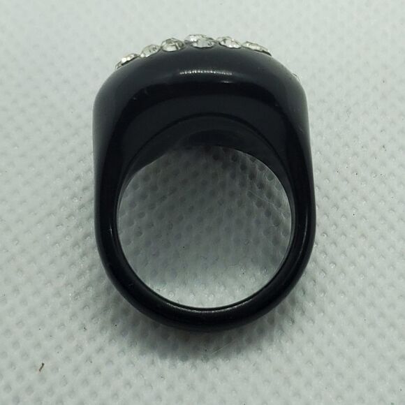Black Rhinestone Swirl Ring - Picture 5 of 7